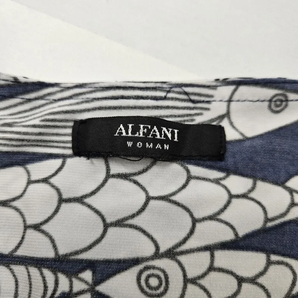 Alfani V-Neck Tank Size Medium Navy Fish All‎ Over Print Hi-Lo Hem Flowy